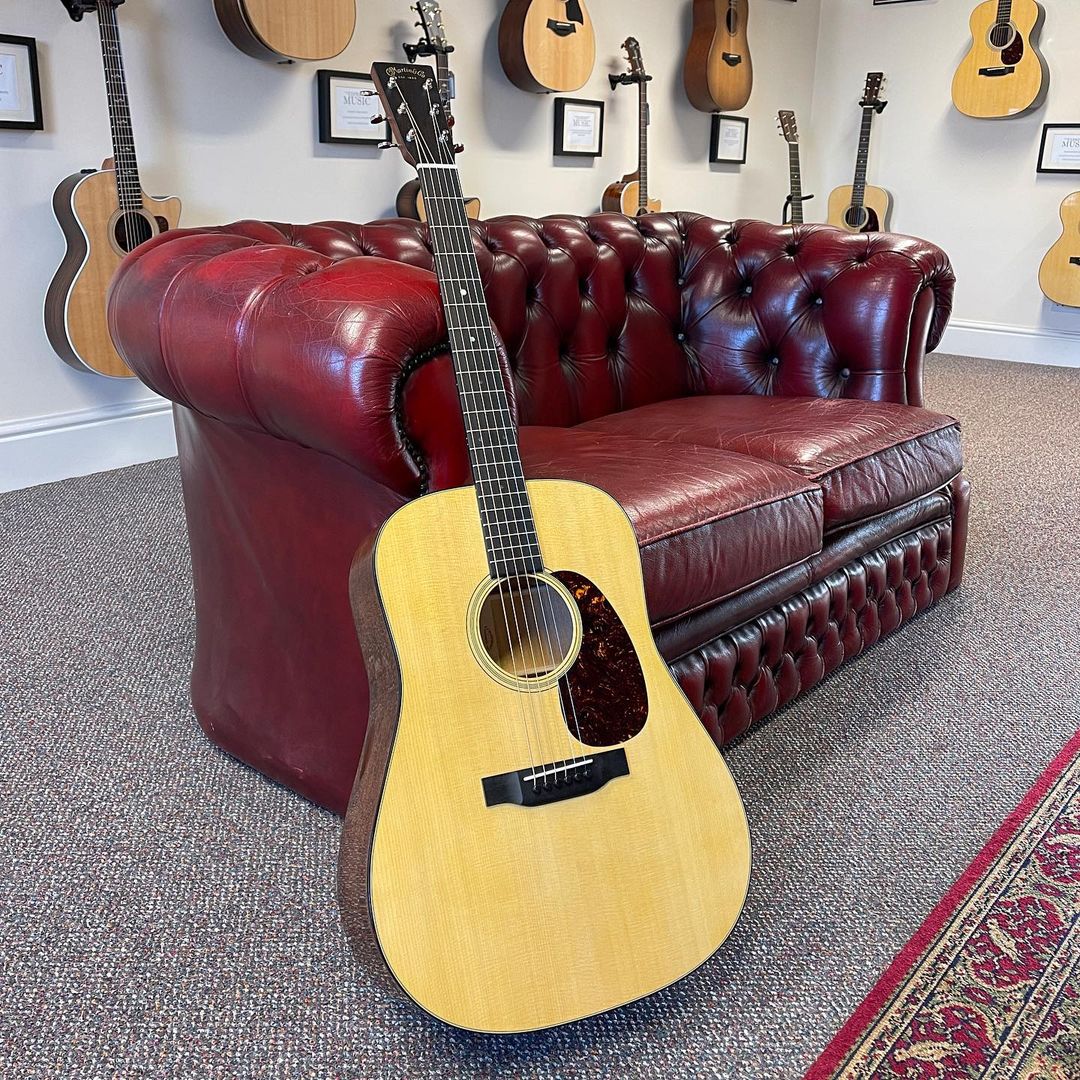 MartinGuitarUK's tweet photo. Beautiful shot from @expressmusicuk who have chosen the D-18 as their no. 1 high-end acoustic. https://t.co/lg3rcBVT49