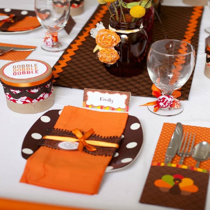 BrowardStore's tweet photo. #BrowardLinens #BrowardSuperStore #HappyThanksgiving #Thankful #BeSafe #ShopOnline #BrowardBusiness #TableclothFactory #OrangeTablecloth https://t.co/NimOFL30Cp