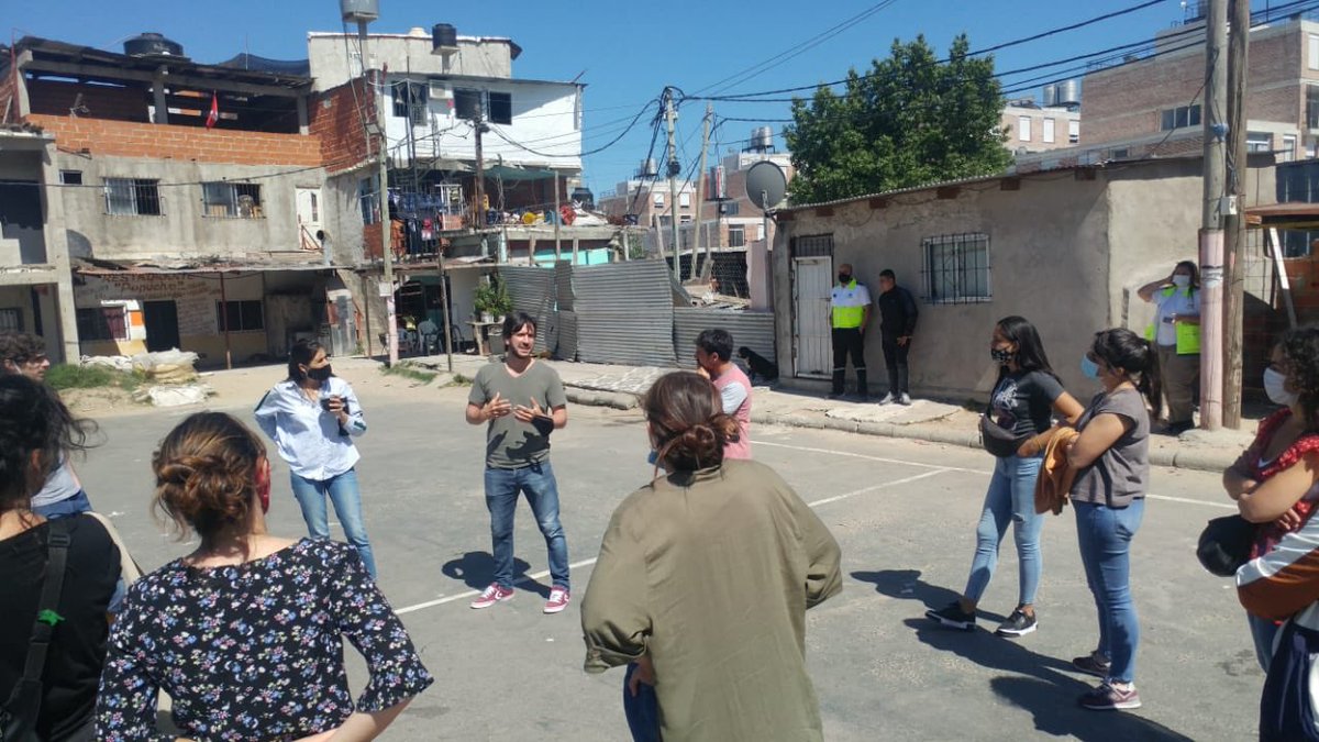 NachoDevitt's tweet image. El apoyo vecinal es fundamental para cualquier transformación social sostenible. Seguimos trabajando junto a vecinas y vecinos 💪🏼 #Equipo @MariaMigliore @JuanMaquieyra