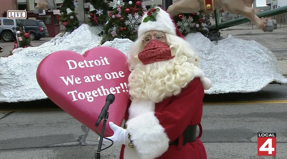 Local4News's tweet image. Santa has arrived in Detroit! (And he's wearing a mask, because he's a smart guy!)