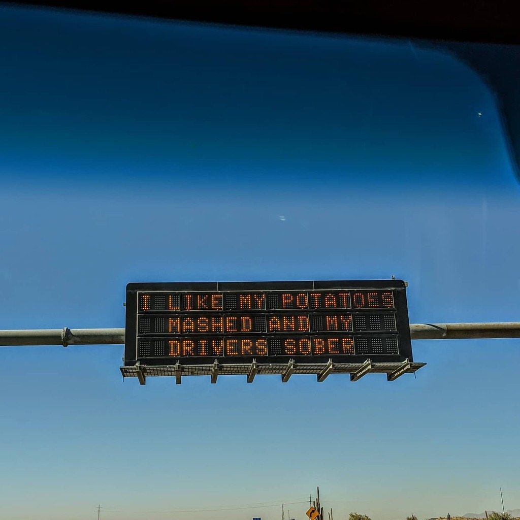 davidroid87's tweet image. #🦃 #thanksgiving2020 #🥧
Safe travels and a #happythanksgivingday
.
.
.
#instagood #instavista #instavistas #vista #vistas #scenic #view #scenicview #instatravel #travelgram #travelphotography #discover #localtravel #localtourism #localtourist #sights… instagr.am/p/CIDyF3djA0n/