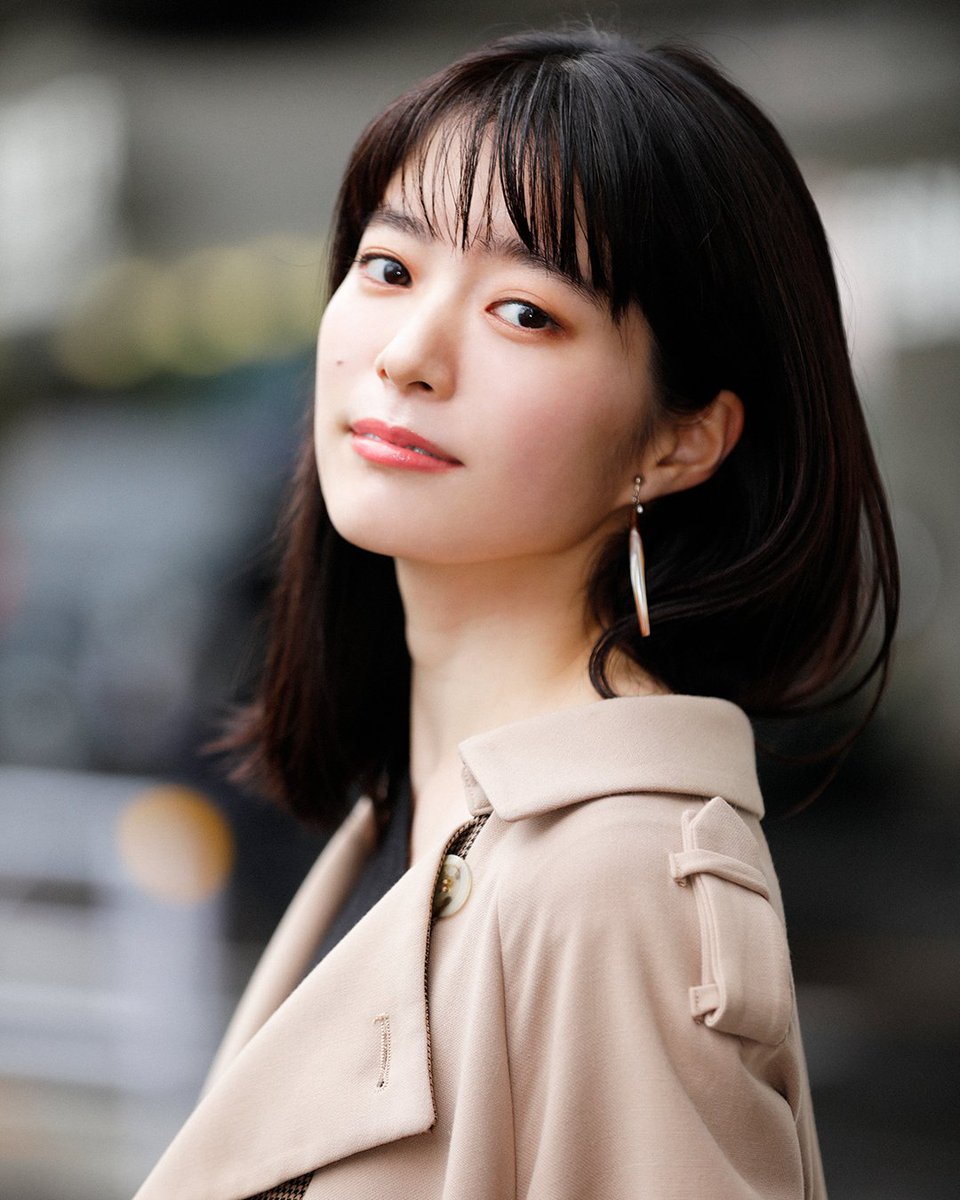 Droptokyo on X: OPERA(オペラ)のリップティント「レッド」を使ったメイク企画に、モデルの橘 凜々子さんが登場  #オペラリップティント t.co2BrtLR9HUN t.coC72WWO4VfF  X