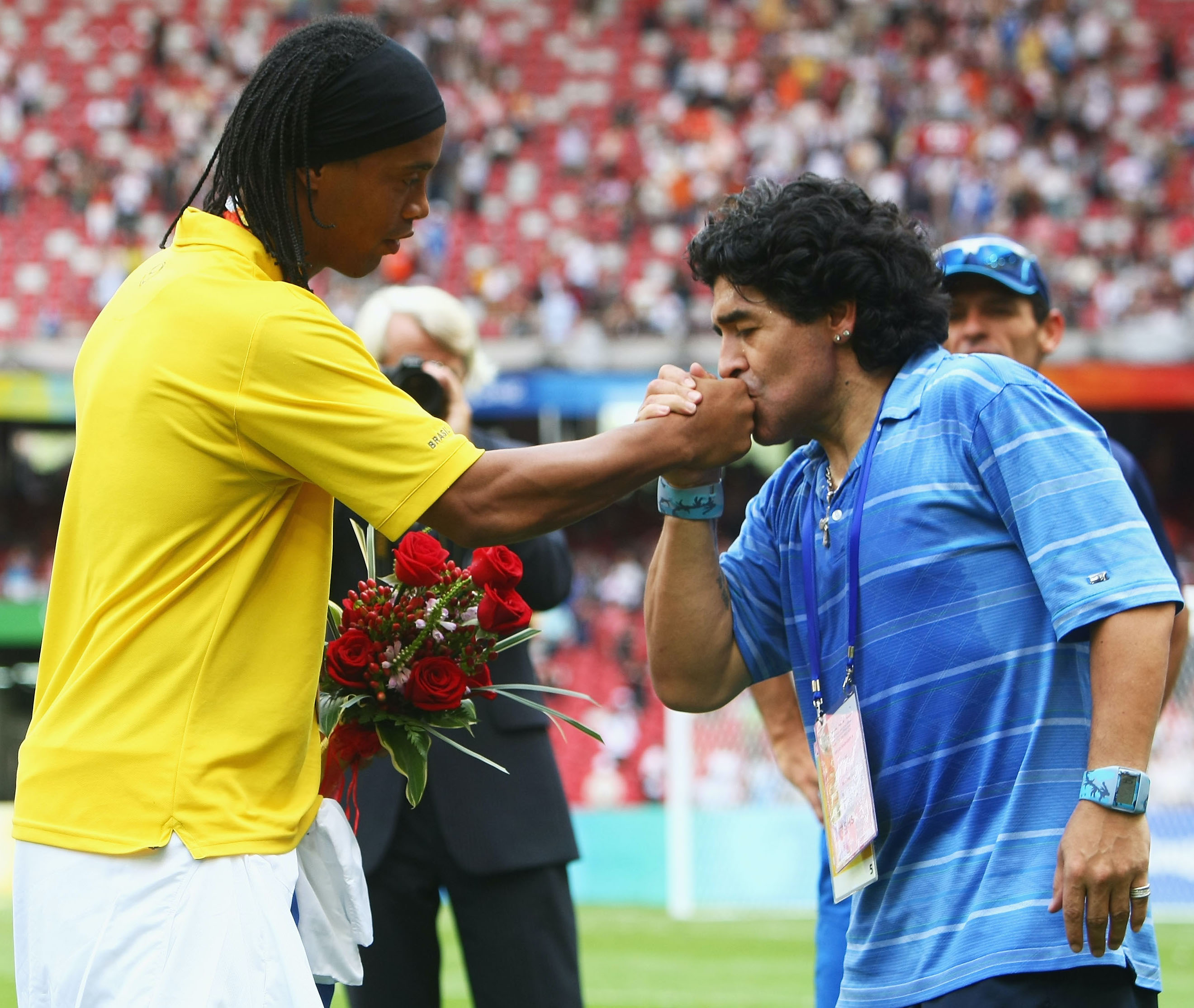 Ronaldinho reveló su opinión sobre Maradona y Pelé
