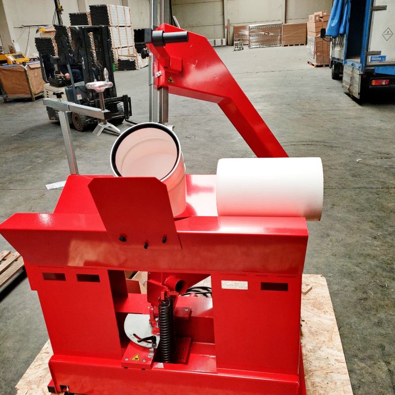 FIG_SL_'s tweet photo. Estenamos nueva máquina de corte angular, para realizar todas las piezas especiales en Polipropileno, que se puedan imaginar.
#chimeplast https://t.co/1wq2t465mk