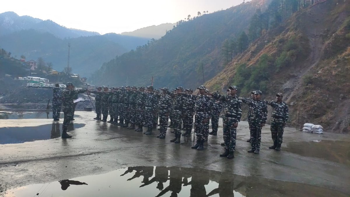 39BNCRPF's tweet image. #TheConstitutionDay 
#SambidhanDiwas
Reaffirming the oath of allegiance to the Constitution of India.