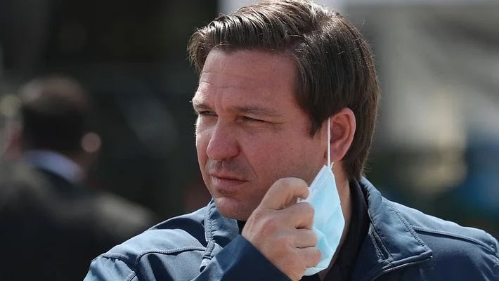 DrEricDing's tweet image. Florida @GovRonDeSantis Extends Ban On Cities Imposing Their Own Mask Mandates—Critic Calls Move A ‘Killing Spree’. 

I. Have. No. Words. Anymore. 

God help Florida. God help us all. 😥#COVID19 google.com/amp/s/www.forb…