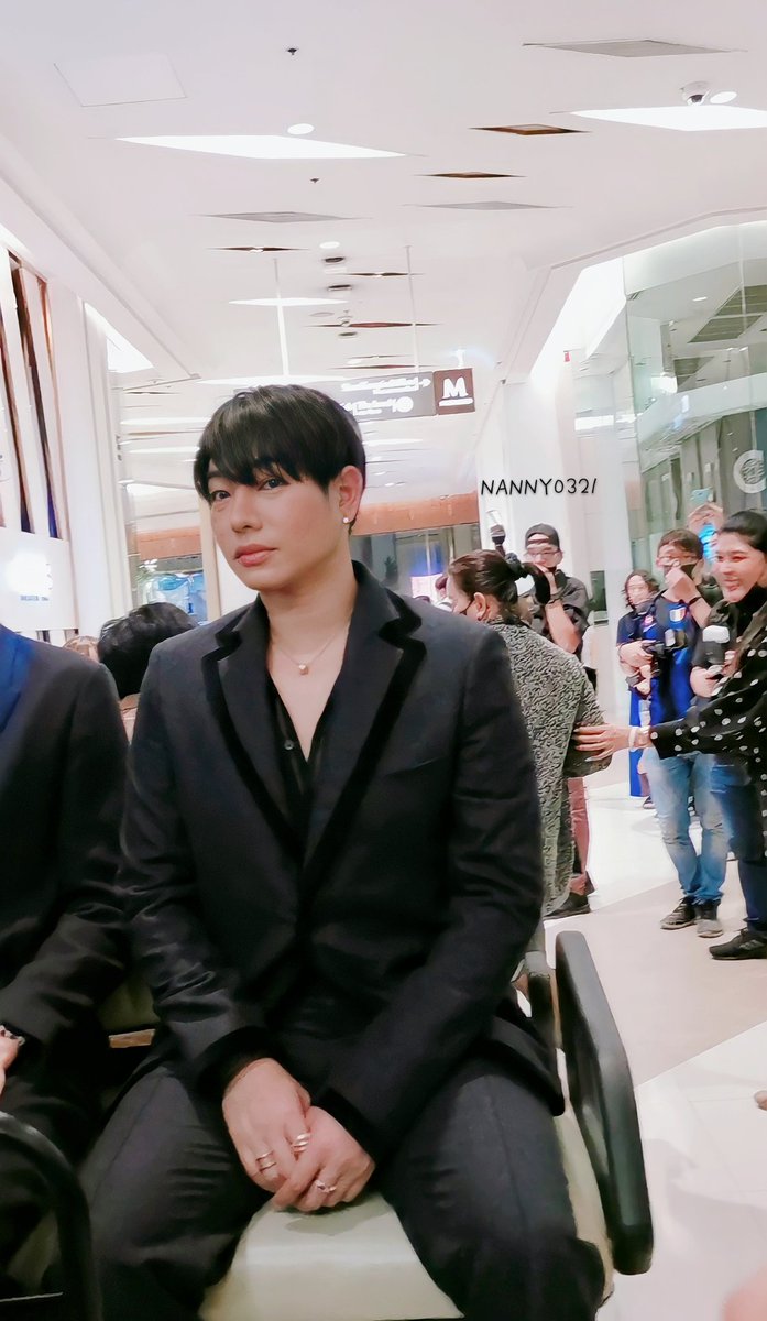 kanan_pp's tweet image. หล่อมากยังกับเทพบุตร 💙#BvlgarixPeck
#เป๊กผลิตโชค​ #PeckPaLitChoke