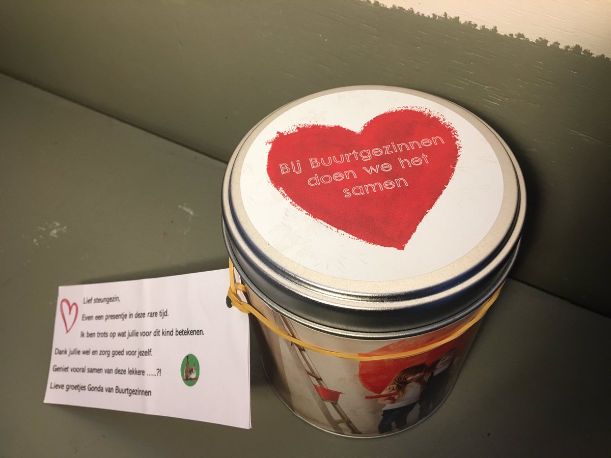 Dank @buurtgezinnen voor dit cadeautje. Je huis en gezin openstellen voor kinderen uit de buurt verrijkt en is bijzonder en mooi om te doen. En bovendien gezellig. Ook je deur en hart openen als buurtgezin? Meld je aan!