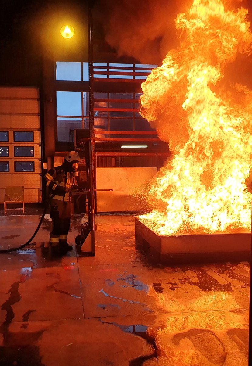 Firetests plays an important part in our R&D work. In this picture we are preparing and pre-testing for UL tests. #fomtec #firetest #performance #trust #sustainability