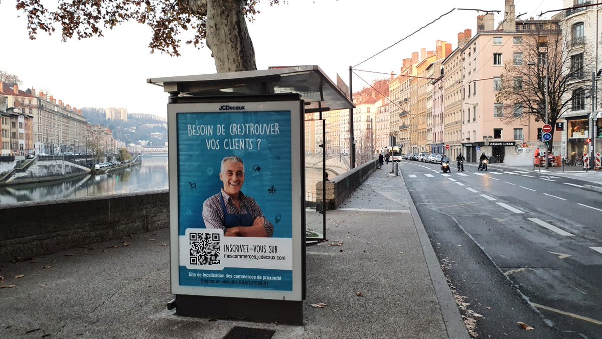 JCDecaux lance « Mes commerces », une solution gratuite pour les commerçants proposant de la vente à emporter.
🏙 Une campagne d’affichage nationale
📱 Une application web de mise en relation

Plus d'infos ▶ mescommerces.jcdecaux.com/#/