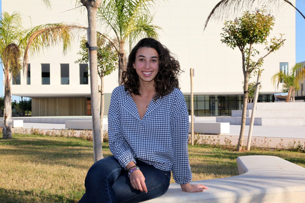 "Debemos hacer la mejor #comunicación posible al servicio de la #salud" 🎙️📱+🔬🩺
Ana Lavao, estudiante de #Periodismo y #Publicidad en <a href="/uchceu/">Universidad CEU UCH</a> colabora con sus compañeros de #Salud en <a href="/SWICEU1/">SWICEU/MicroMundoCEU</a>, para hacer una comunicación sana. Gracias por tu talento Ana!
medios.uchceu.es/actualidad-ceu…