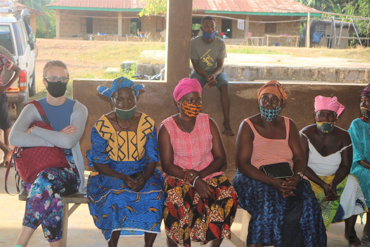 UNDPSierraLeone's tweet photo. Good to have Ms. Courtney of @IrlEmbFreetown join our Rule of Law team on a project progress monitoring mission in Pujehun. On this trip, #Women's rights stood out as a key dev't issue. We continue to listen and learn from the grassroots. #WomenInOurLives #SDG5 #DecadeForOrange https://t.co/sIGe4t3GJm