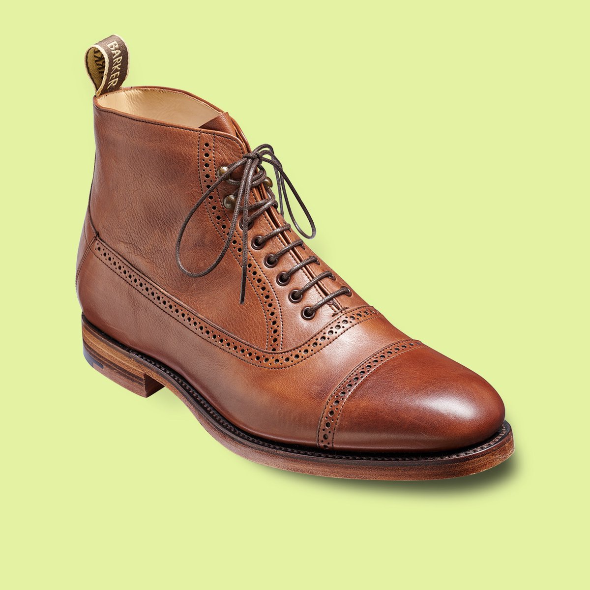 UNMUTE_URSELF's tweet photo. A safe haven for your feet and a boot that don't quit. Shop FOLEY here ==> https://t.co/ONyEYx8YwM #igaspofficial #barkercountry #chukkaboot #streetstyle #dappermen #menswear https://t.co/pS3lRqdVEU