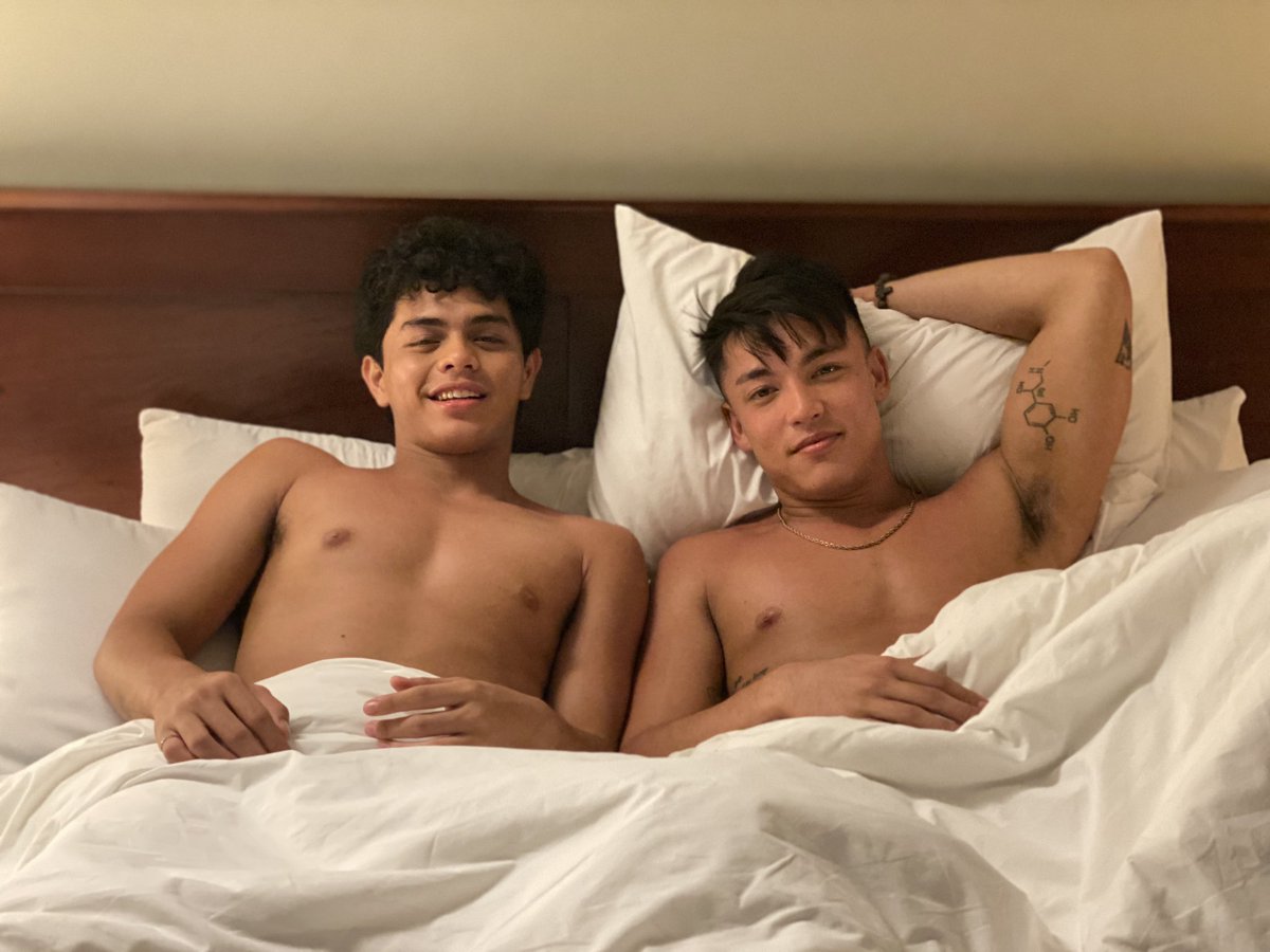 BTS pic of Mando and Barry. Kinaya nyo ba today’s episode? #OhMandoEp4