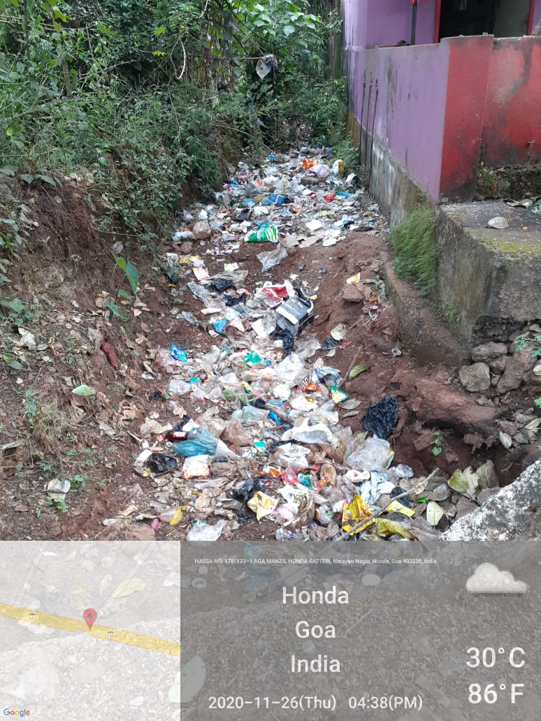 GPNewsMedia24's tweet image. #GarbageCampaign
Thanks to Vishal Gaonkar for This Photos of Garbage Zone Near Honda Market 

If you Come Across any Such Garbage Zone, Click the Best Photo of Dirtiest Garbage &amp;amp; Whatsapp on 950-345-71-74 along with Your Name and Location...
We will Publish it on GP News