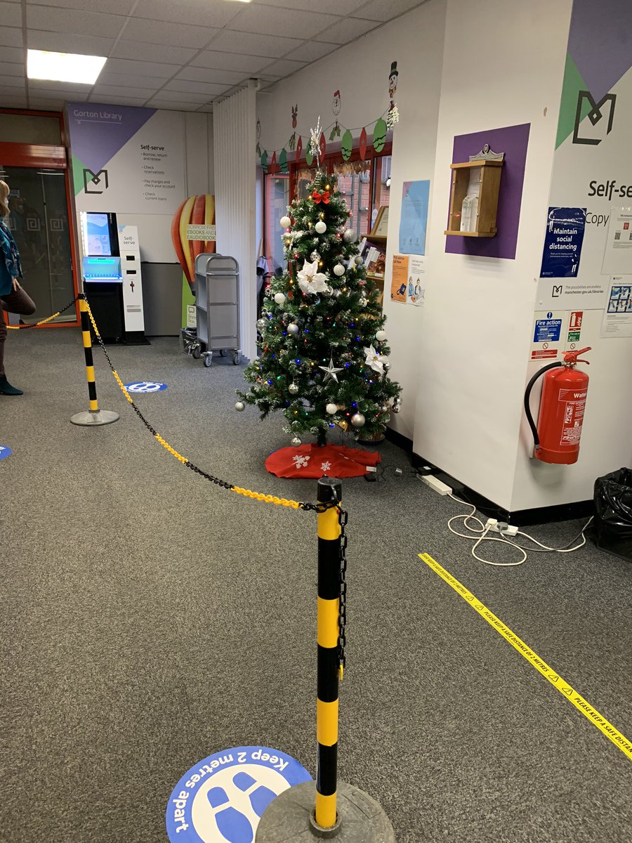 macinnes_neil's tweet image. Great to get out @MCCGortonAHey @MancLibraries and speak to staff #GortonLibrary - great that our residents accessing essential PC use and online reservations and ring and read or click and collect books #powerofreading
