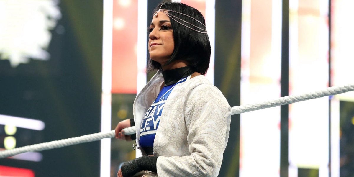 The aunt who’s proud of no one. None of your updates are impressive. Be better. Do better. And go get her another plate for her ride home.  #ThanksgivingWithWWE