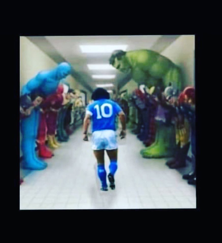VictorGrado's tweet photo. De chico no querías ser un SuperHéroe, queríamos ser Maradona. Gracias https://t.co/bGJqKtTE78