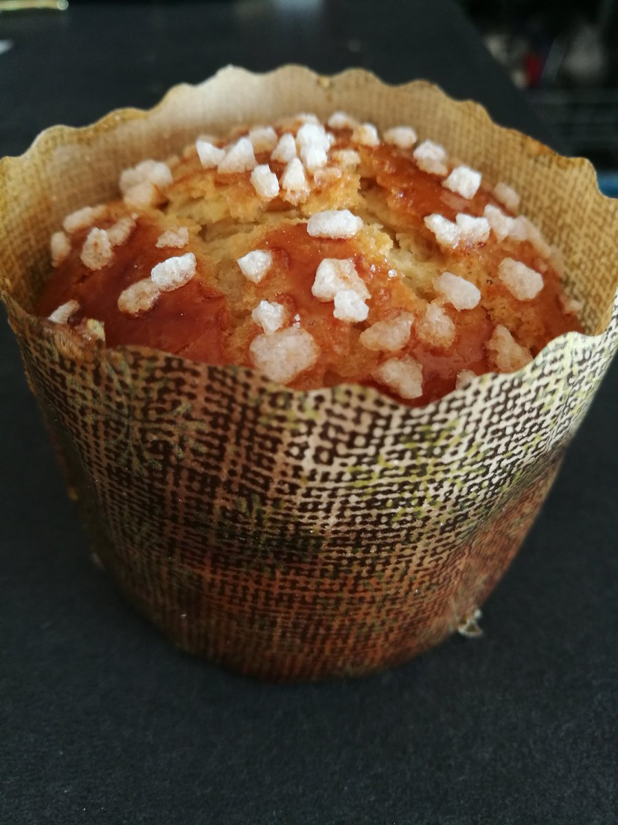 NextDoor2Harper's tweet photo. Happy to test out @PettigrewBakes mini panettones any time #Delicious #ToughLife https://t.co/Cdx1zmj68e