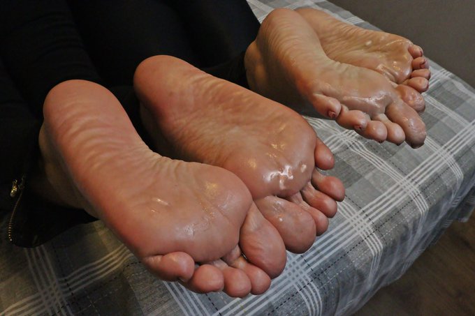 Novas fotos e videos dispon&iacute;veis 🇧🇷 New photos and videos available 🇺🇸  @AmaranDolce 👣 @juliette_rj <a href="/tag/footfetish"class="tags"><span>#footfetish</span></a><a href="/tag/footworship"class="tags"><span>#footworship</span></a><a href="/tag/footjob"class="tags"><span>#footjob</span></a><a href="/tag/footmodel"class="tags"><span>#footmodel</span></a>