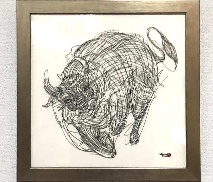 牛の切り絵良かったらリツイートお願いしますToday's papercuttingwork.If you want to see more my works, please follow me.#art #papercuttingart #切り絵 #illustration #イラスト  #contemporary #contemporaryartist #芸術 #美術 #牛 #cow 