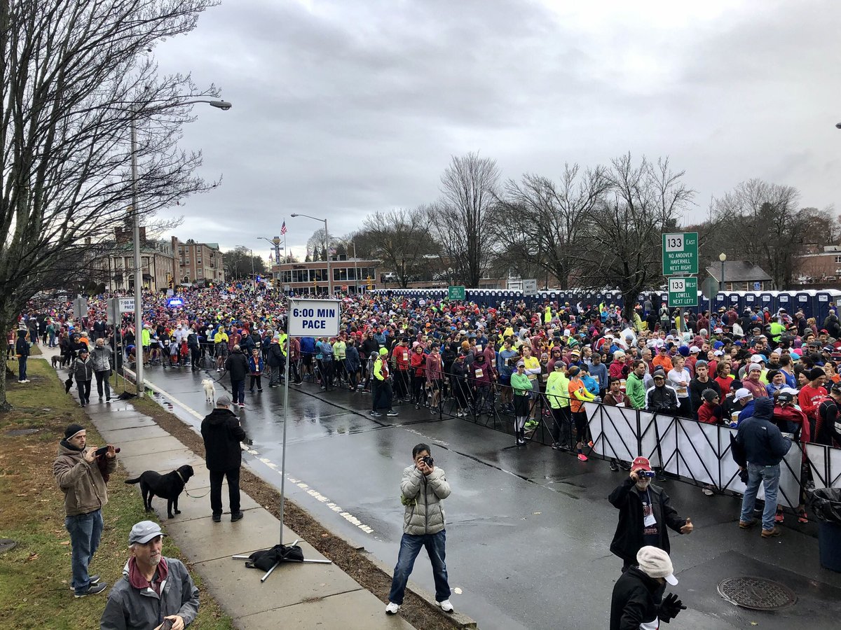 RochieWBZ's tweet photo. #HappyThanksgiving all!
Missing hanging with 10,000 of my friends and family at the annual #FeasterFive in Andover!
On to 2021.... https://t.co/ogKLOOwDcc