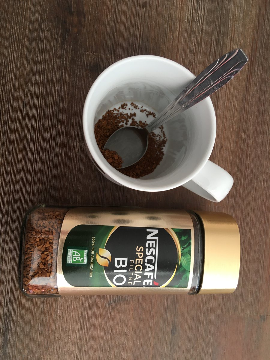 Angelique4437's tweet photo. Je teste depuis quelques jours ce super café. Il a un très bon goût 100% pur arabica https://t.co/D2FPmA7wcL est doux et fruité.
C’est un café engagé.
Je vous recommande ce café soluble #moncaféengagé #moncaféresponsable #nescafé  #test #sampleo_france  #avis #cafénoir https://t.co/9kWCl0yZOd