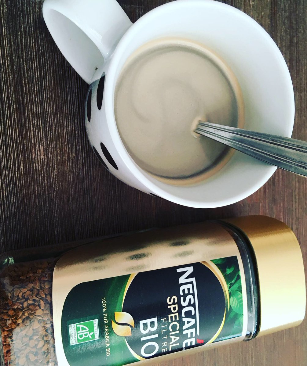 Angelique4437's tweet photo. Je teste depuis quelques jours ce super café. Il a un très bon goût 100% pur arabica https://t.co/D2FPmA7wcL est doux et fruité.
C’est un café engagé.
Je vous recommande ce café soluble #moncaféengagé #moncaféresponsable #nescafé  #test #sampleo_france  #avis #cafénoir https://t.co/9kWCl0yZOd