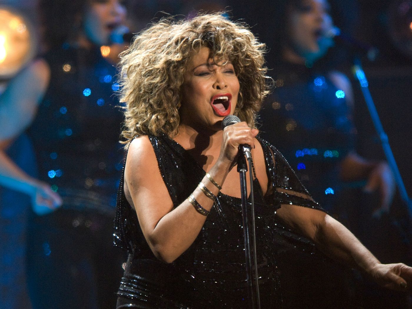 Happy birthday to the Queen of Rock \n\ Roll, Tina Turner 