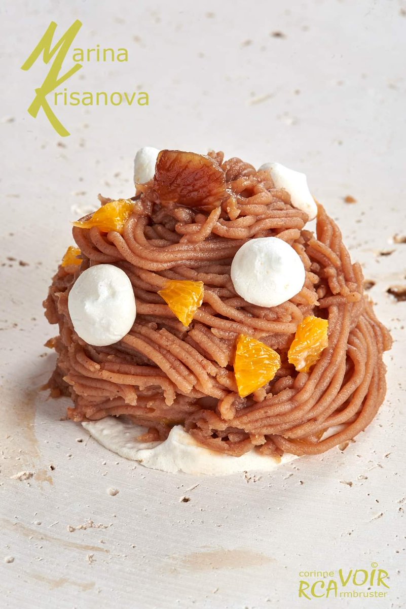 AlsacePrestige's tweet photo. [ Le Mont-Blanc ] 
Meringue, Biscuit dacquoise châtaignes, marmelade de clémentines, mousse marron, vermicelle marron au rhum, marrons caramélisées, suprêmes de clémentine 
MK DESSERT Marina Krisanova https://t.co/3w4lNYeVS7 
Rca-Voir Studio  Corinne Armbruster https://t.co/ApfS10Vzoi