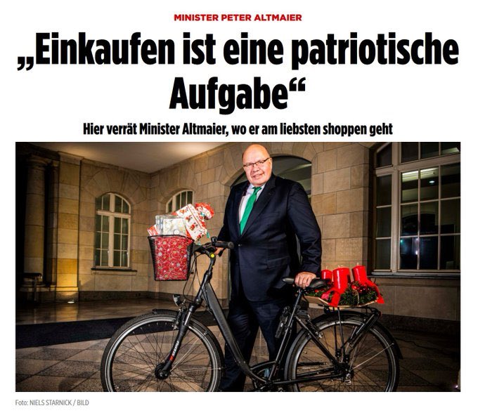 UltrasArte's tweet photo. Könnte @ARTEde bitte eine Doku über Koallitionsaussagen von farbigen Krawatten und Fahrrädern machen 🙏 https://t.co/OGFR6AUzIT