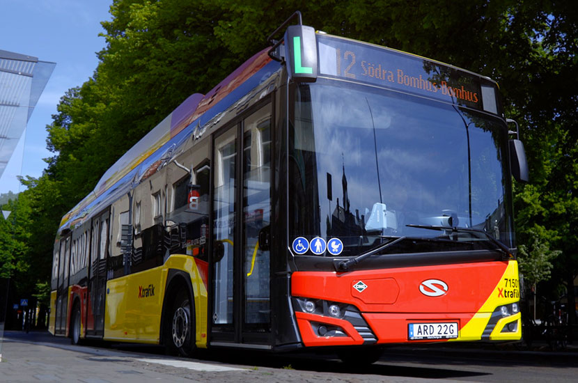 bustocoach's tweet photo. November 26, 2020 - First #Solaris hydrogen buses for Sweden.
Sandviken, Sweden. In Autumn 2021 the first two hydrogen buses will be deployed in the Country. The two vehicles will be delivered by Solaris Bus &amp; Coach...
-- > https://t.co/xdQ3JqV2ii < -- https://t.co/mhktnJadV7
