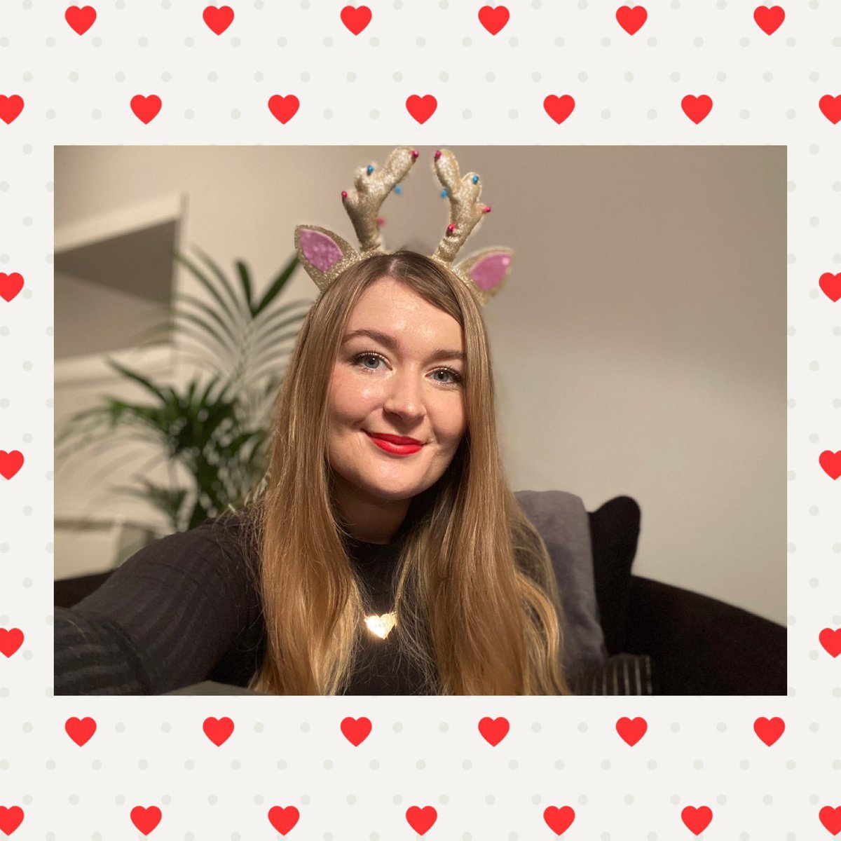 🎄❤️Competition!!❤️🎄

I've uploaded a secret song to bandcamp and will give the secret code to one person that retweets this! ❤️🎁