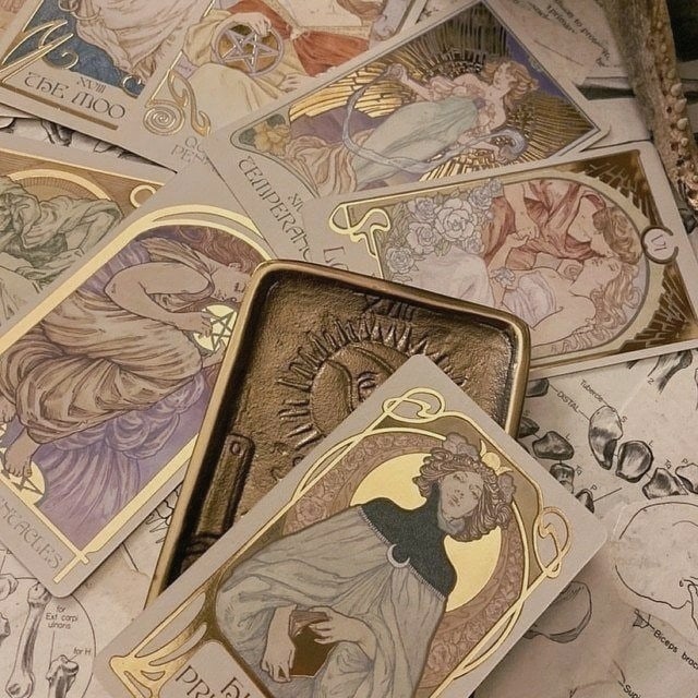__Tarot__'s tweet photo. #НоваяАватарка https://t.co/VQquIGHMm5