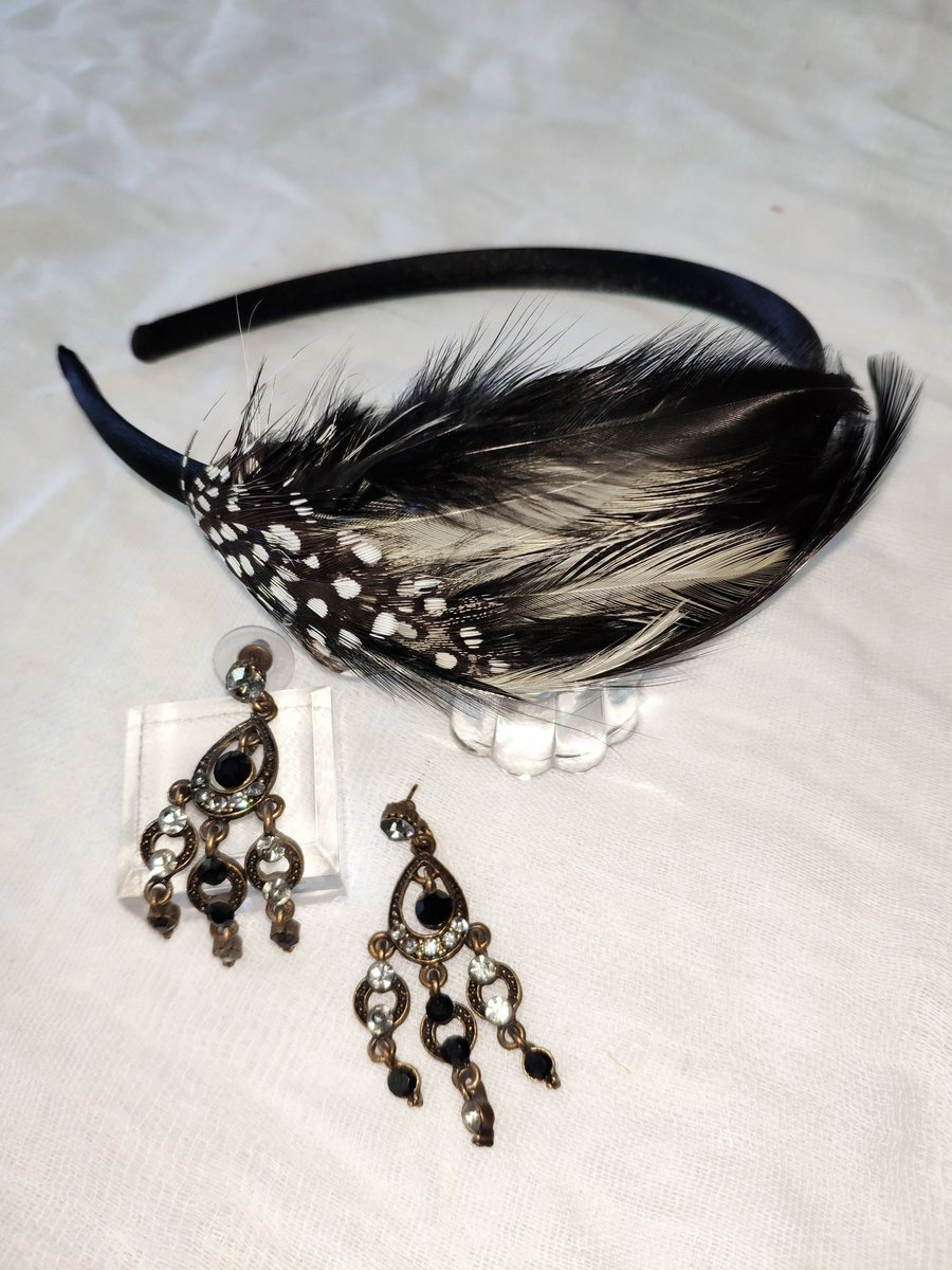 conjuntadisima's tweet photo. ⭐ Hoy te mostramos el regalo de colaboración que aparece en nuestra historia de Instagram @conjuntadisima_

Te gusta? 😍 Es ideal para lucir o regalar 😊

#handmade
#tiendadecomplementos
#regalosmujeres
#hechoamano
#regaloreyesmujer
#conjuntadisima https://t.co/jDie6VixIY