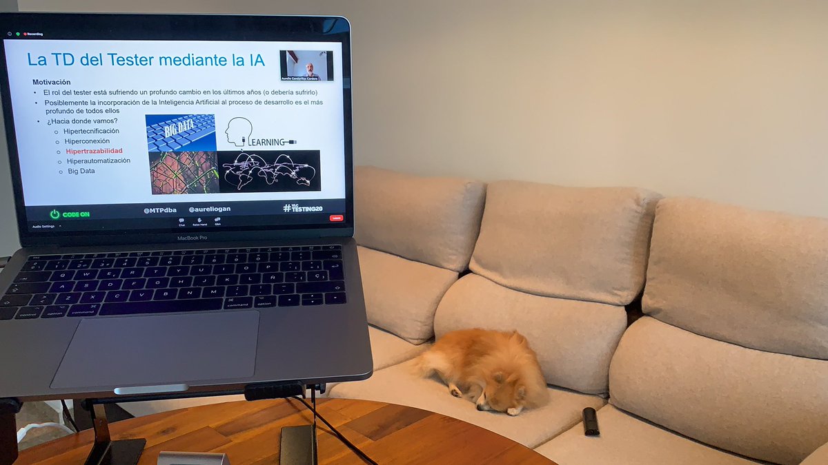 DogDeveloper's tweet image. Todos listos para #VLCTesting20