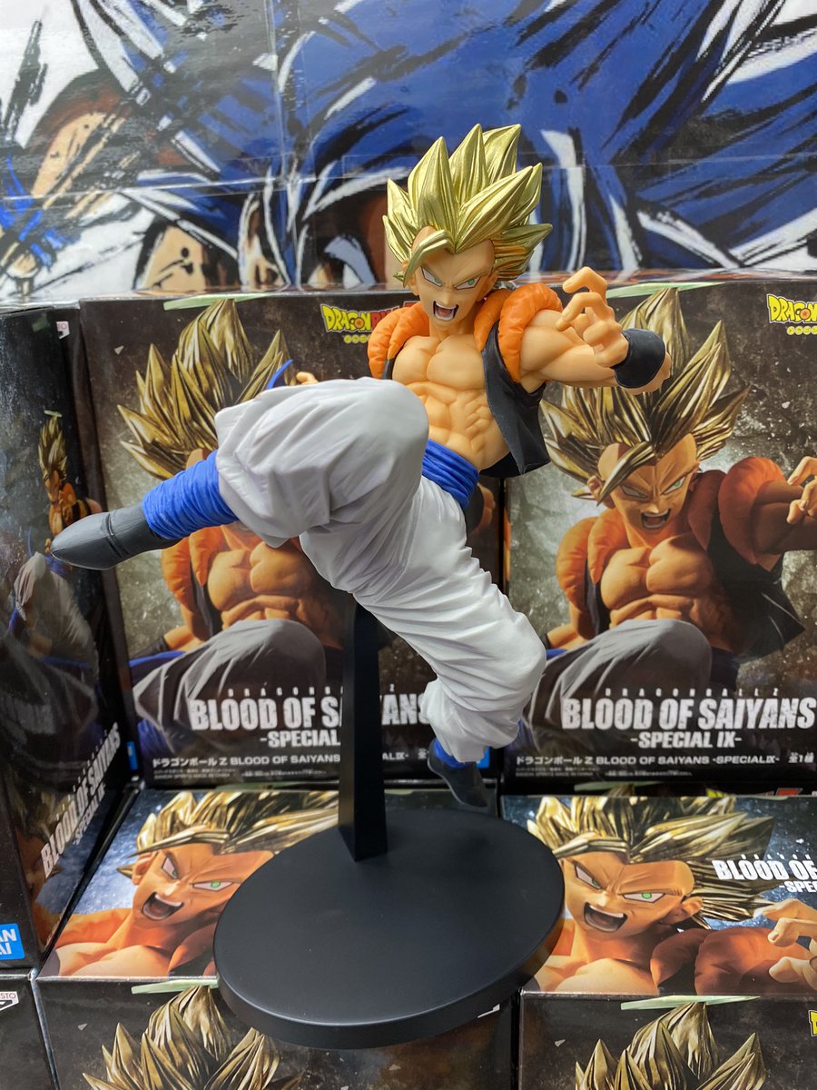 Cue奈良大和高田 絆2入荷決定 新着景品情報 ワンピースのゾロ ドラゴンボールのゴジータのフィギュア入荷しております どちらも迫力のあるカッコいい仕上になっております 皆様のご来店お待ちしております ワンピース ゾロ