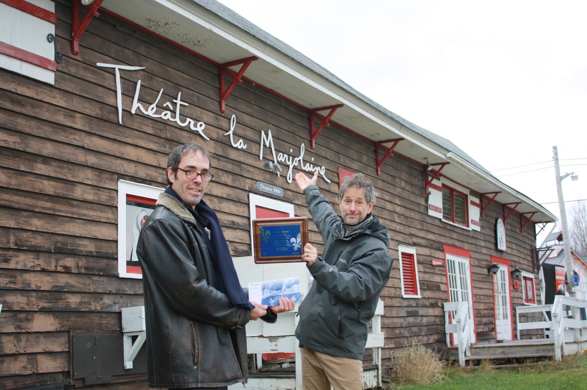 Le Théâtre La Marjolaine, à Eastman, reçoit le Prix Rodrigue-Larose 2020. Cette récompense, octroyée pour la première fois, vise à souligner la protection et le rayonnement de la langue française. Le prix est accompagnée d’une bourse de 1000 $. #rces