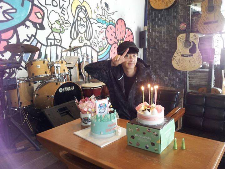 stanloey's tweet photo. May you never lose your fire, keep it burning within. May you be filled with blessings, and may your days be always filled with joy.

My love for you goes beyond three words. Happy Birthday, my Chanyeol. ❤️

#HappyChanyeolDay #MusicianLOEYDay #항상찬열이편 #HBDLOEY https://t.co/aV8fy5qOmD