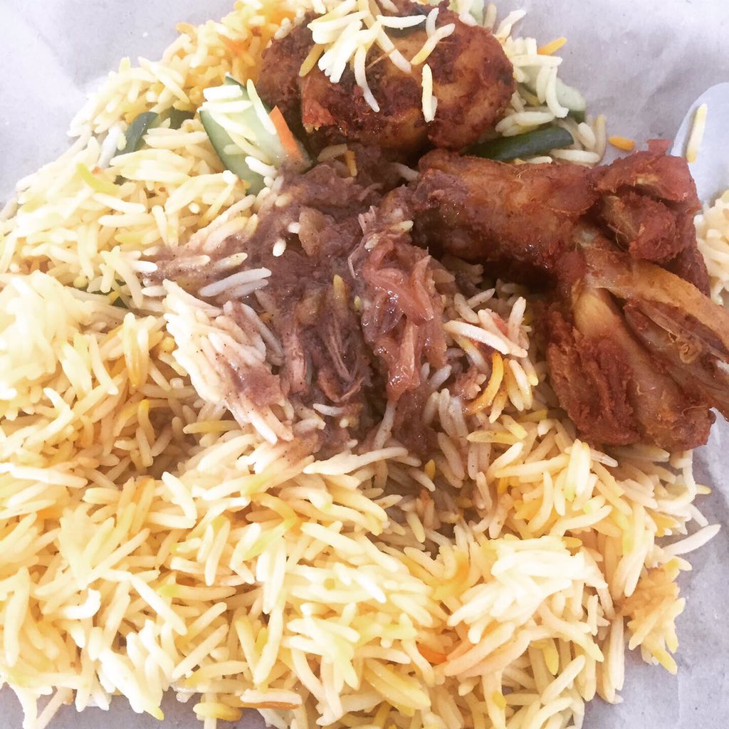 SIKMINYOKKAKTI's tweet photo. Menu favorite #TOP #no1 #1 #viral #kedainasiminyokkaksiti #kedaimakansedap #smzcateringservices #terengganu #kualanerus #kualaterengganu #kampungjerammanir #jerammanir #jeram #mukimmanir #manir #foodgasm #foodporn #foodie #meletop #SOP #PKPP #kitajagakita https://t.co/bszXOccf1V