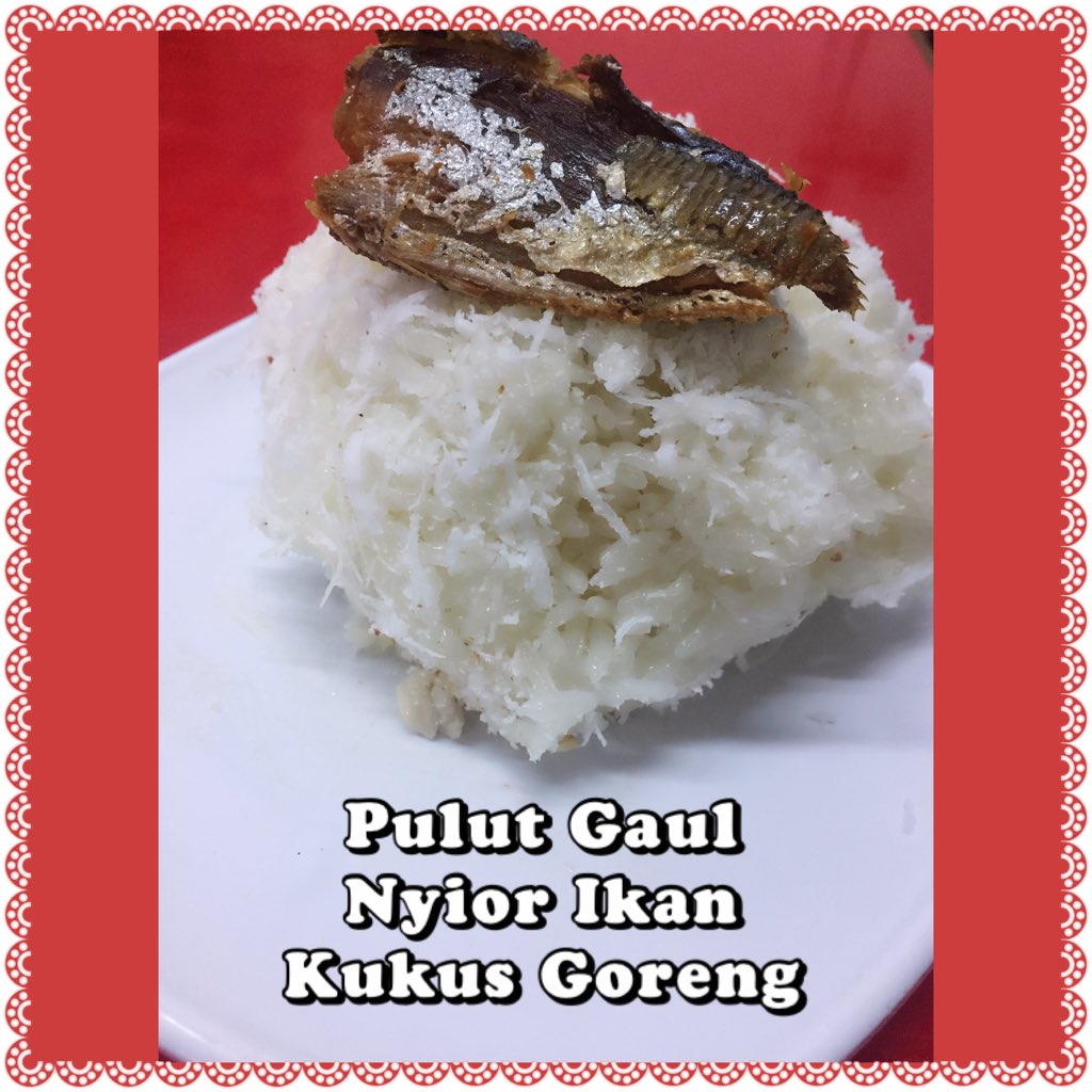 SIKMINYOKKAKTI's tweet photo. Menu favorite #TOP #no1 #1 #viral #kedainasiminyokkaksiti #kedaimakansedap #smzcateringservices #terengganu #kualanerus #kualaterengganu #kampungjerammanir #jerammanir #jeram #mukimmanir #manir #foodgasm #foodporn #foodie #meletop #SOP #PKPP #kitajagakita https://t.co/bszXOccf1V