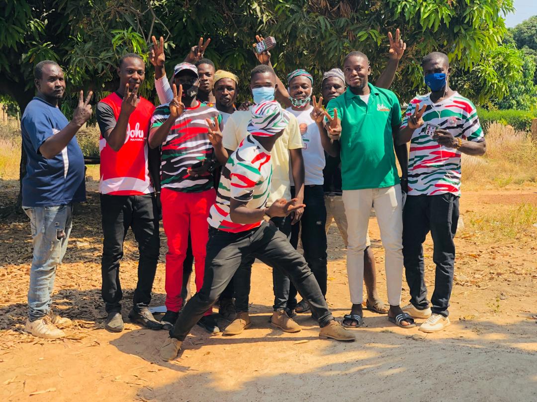 RashidNetwork's tweet image. Wa Central Youth Secretariat took our retail campaign to Chegli Community in the Wa Central Constituency.

Agenda 70% for both @JDMahama and Dr. @rashpelp.

#2Direct 
#2Sure 

@joyce_bawah @OfficialNDCGh @KofiAdoli