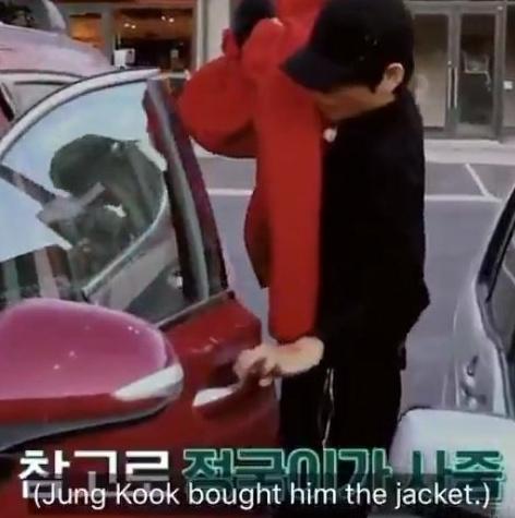 When taehyung wanted a present from santa and jungkook just...