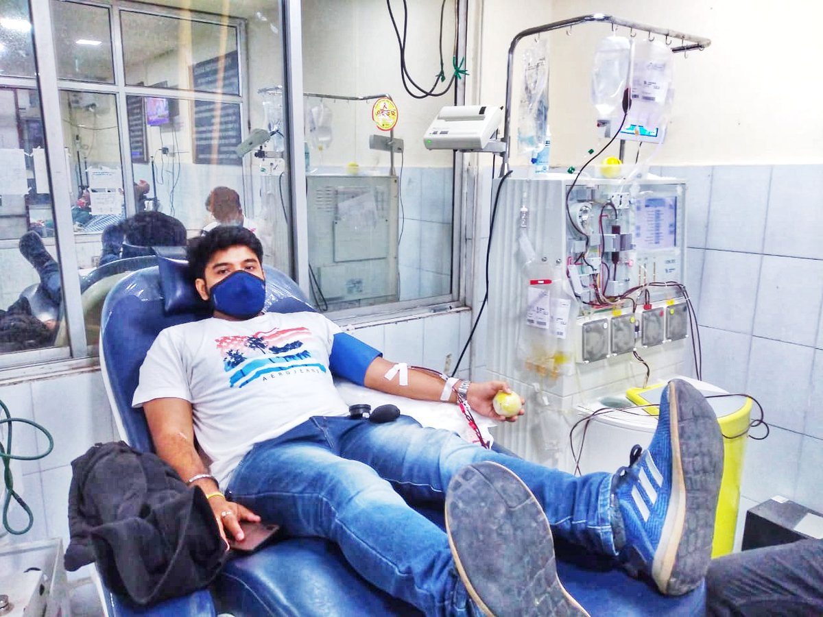 subratasbaruah's tweet photo. I decided to donate #plasma because I tested positive for coronavirus and my antibodies could be used to help people and hopefully save lives.
I urge everybody who have recovered from #COVID19 to come forward and donate plasma voluntarily at these needing times.
#PlasmaWarrior https://t.co/dfecfods9q