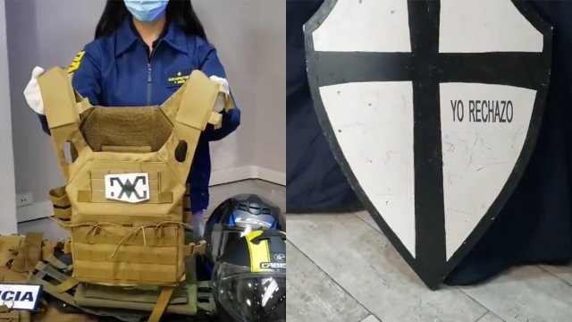 Cooperativa's tweet photo. [Video] Incautan armas, escudos y chalecos antibalas a detenidos por amenazas contra la fiscal Chong #CooperativaEnCasa https://t.co/npXeGnKaz4 https://t.co/Jk5TaAysy1