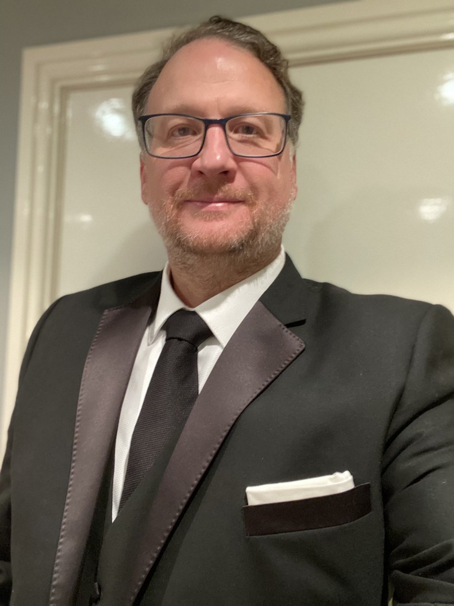 MrPaulGoodman's tweet photo. #NACFBAwards @NACFB I’m ready........ Best of luck to all the Patron’s and Members nominated for an award tonight. Sorry we cannot be together in London to celebrate, but we will be back. Best of luck to you all. #movingbritainforward https://t.co/ncqzmHBwOJ
