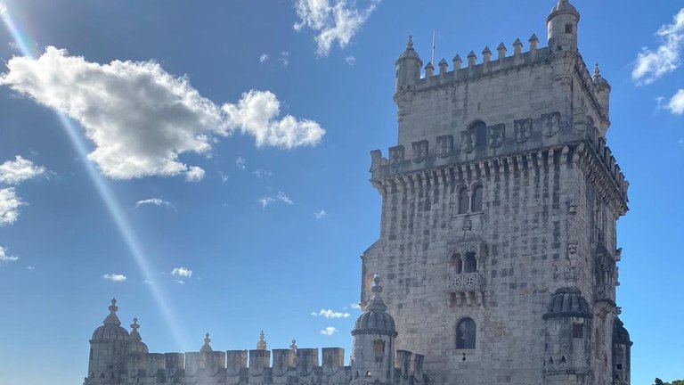 CapacityIreland's tweet photo. We are now sending our Irish learners to the beautiful city of Lisbon in Portugal! We're also excited to be working with fantastic new host partners in Portugal @synopsispractice.lisbon
#studyabrooad #erasmusplus #erasmus #sightseeing #creative #photography https://t.co/pGjo6yZA0V