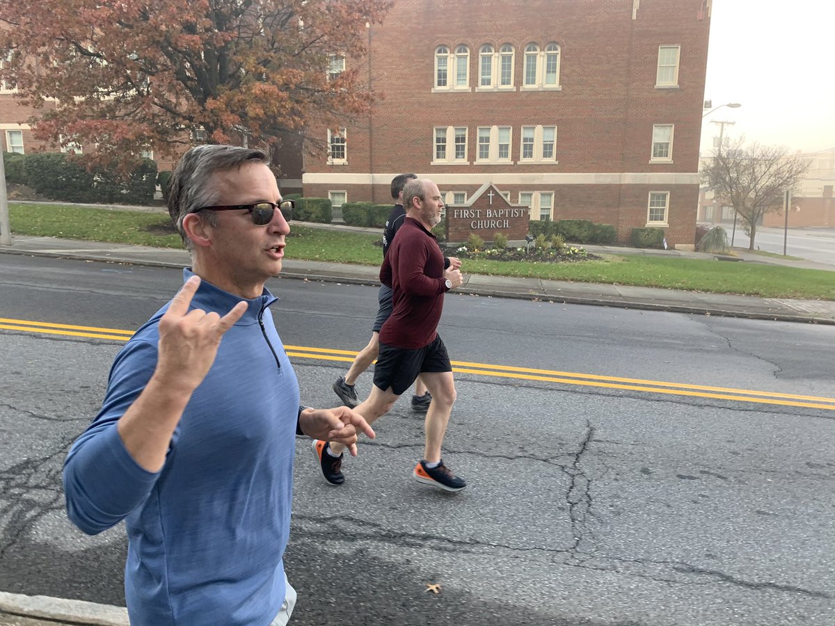 F3Roanoke's tweet photo. Nine men from F3 Roanoke ran the @RescueMission48 Drumstick Dash this morning! #dash2020 https://t.co/NJilG9FbOq