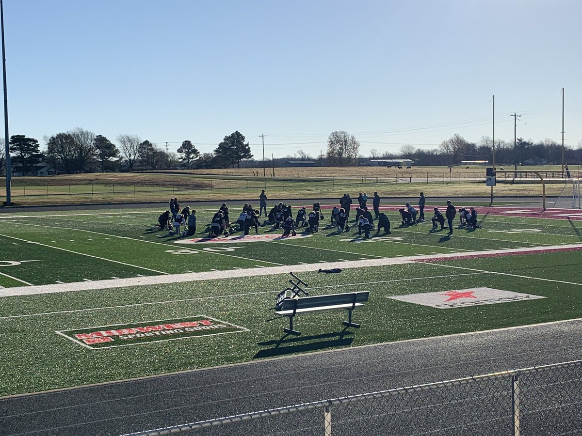 wolves_fb2020's tweet photo. Nothing better than a #ThanksgivingPractice we are thankful for these boys, their families and everyone who makes this team run! 

#WolvesNation https://t.co/4gKcEDpDGn