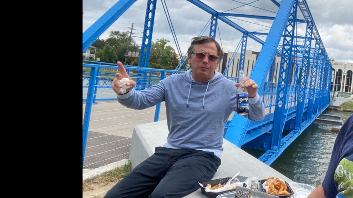 KaareJohnson's tweet image. New Orleans should step up and name this bridge “the Michel and Steve Gleason bridge”.  #MagnoliaBridge over Bayou St John by Cabrini High school is where those 2 got married.  Seems more than appropriate.  Do it, #RenamingCommission. @SteveGleason bridge.  Happy 🦃 day